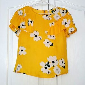 Yellow white slower top